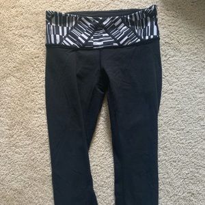 Lululemon cropped leggings